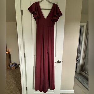 Elegant Burgundy V-Neck Dress